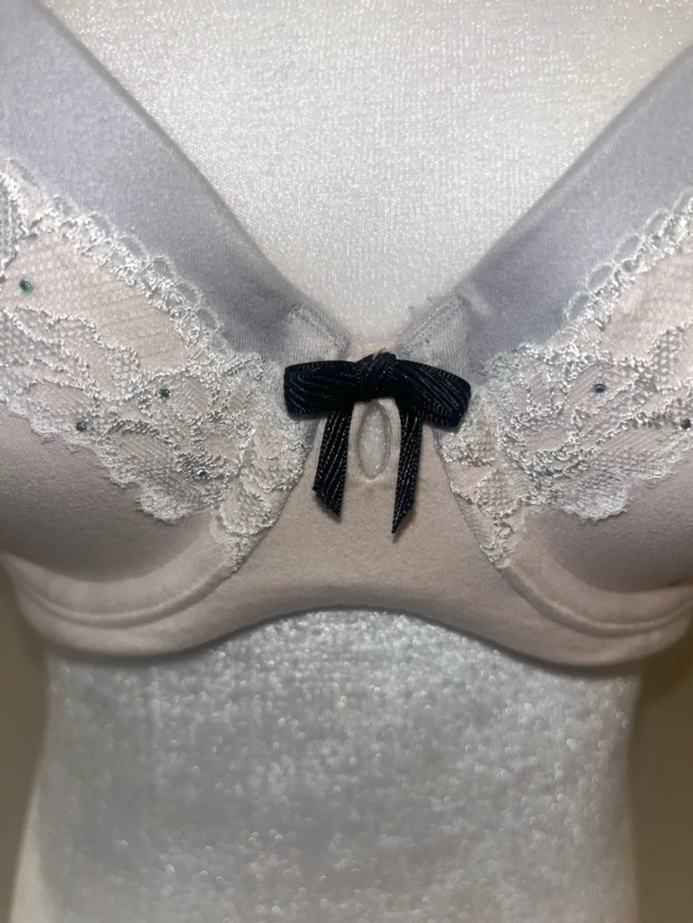 Victoria's Secret Body by Victoria Lined Demi 32DD